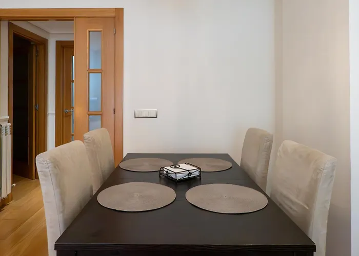 Vigo Centro 3 Habitaciones Parking Incluido & Wifi ツ By Rias Baixas Rentals
